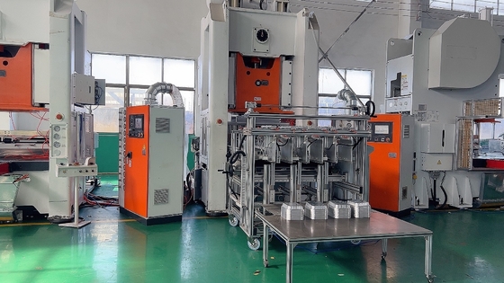 Αγορά Πιστοποίηση CE 80TON 12000 PCS/ώρα Μηχανή κατασκευής δοχείων από χαρτί αλουμινίου online manufacture