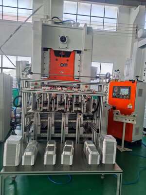 Αγορά Μηχανή περιέκτη χαρτιού αλουμινίου LK-T80 με ανάγλυφο προσωπικού λογότυπου online manufacture