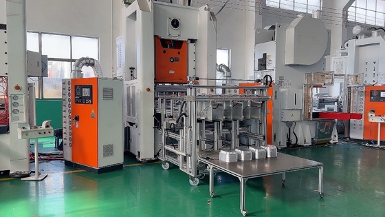 Η Siemens Motor High Speed 4-6 Cavities Aluminium Foil Plate Making Machine LK-T80 με μακρά διάρκεια ζωής