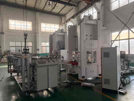 Μηχανή κατασκευής αλουμινίου με προσαρμοσμένο λογότυπο